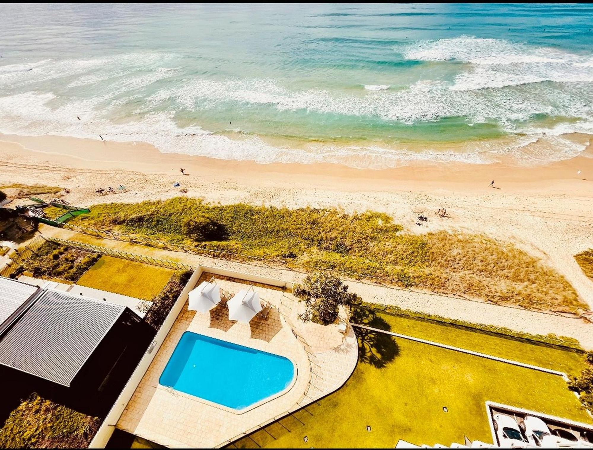 Apartment Wake Up Right On The Beach-bliss