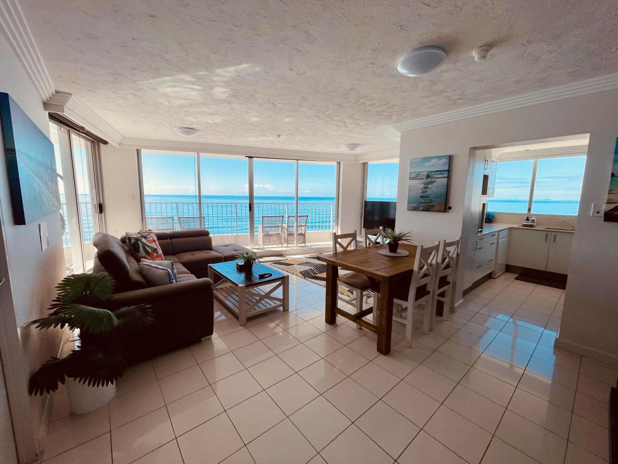 Wake Up Right On The Beach-bliss Apartment *