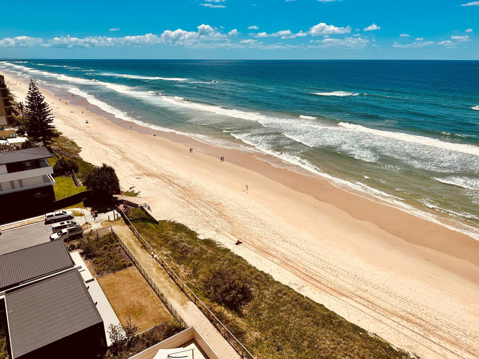 Wake Up Right On The Beach-bliss Apartment Gold Coast